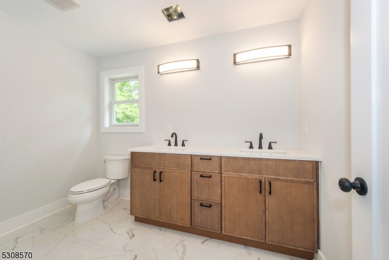 Lake Parsippany - Residential