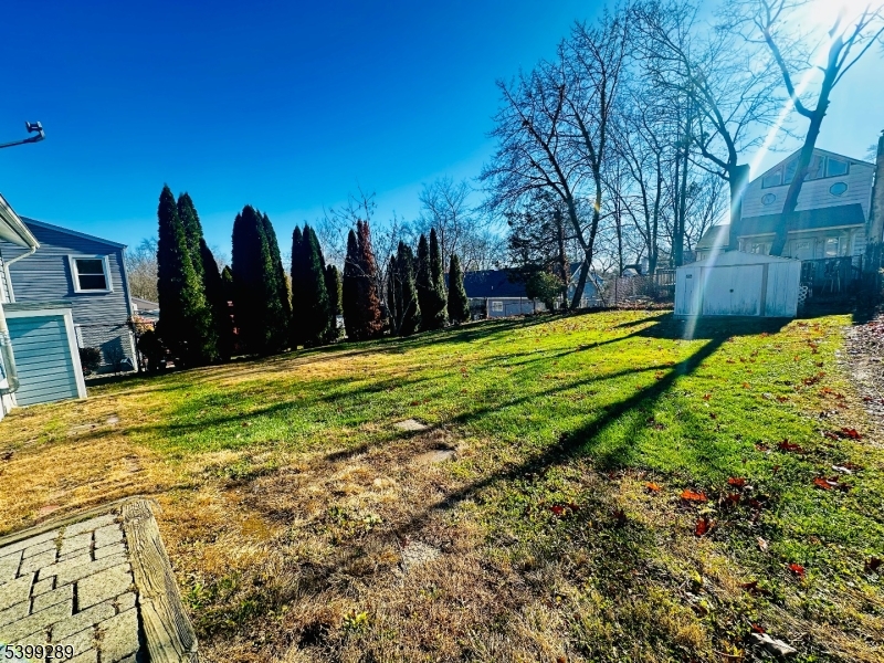 Lk Hiawatha - Residential Lease