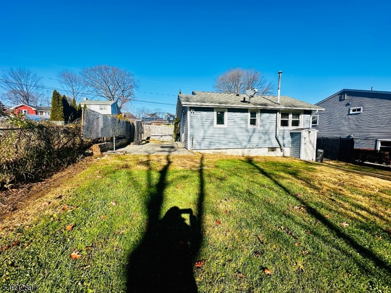 Lk Hiawatha - Residential Lease