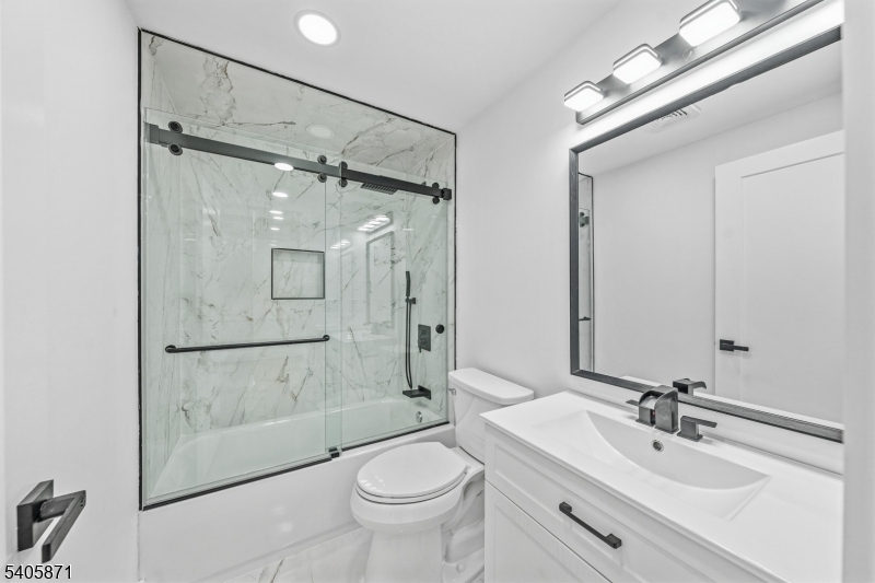 Elmora - Residential