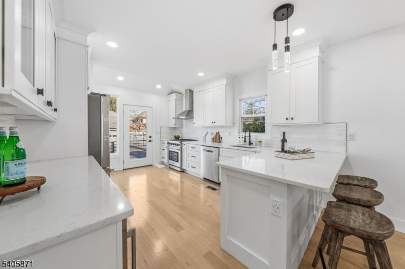 Elmora - Residential