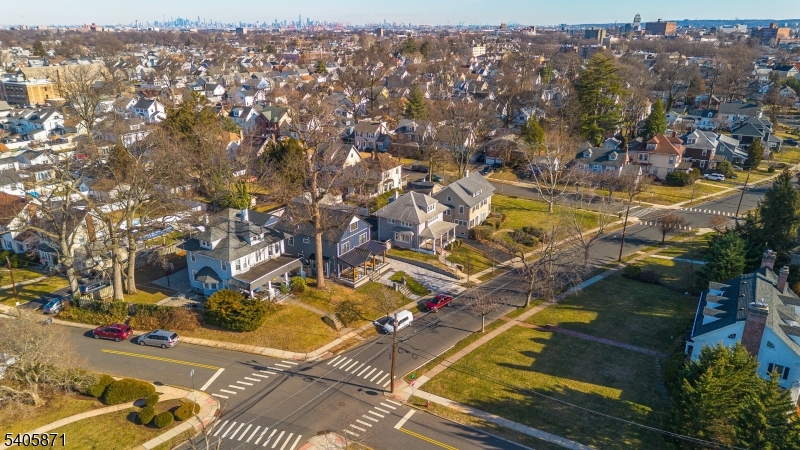 Elmora - Residential