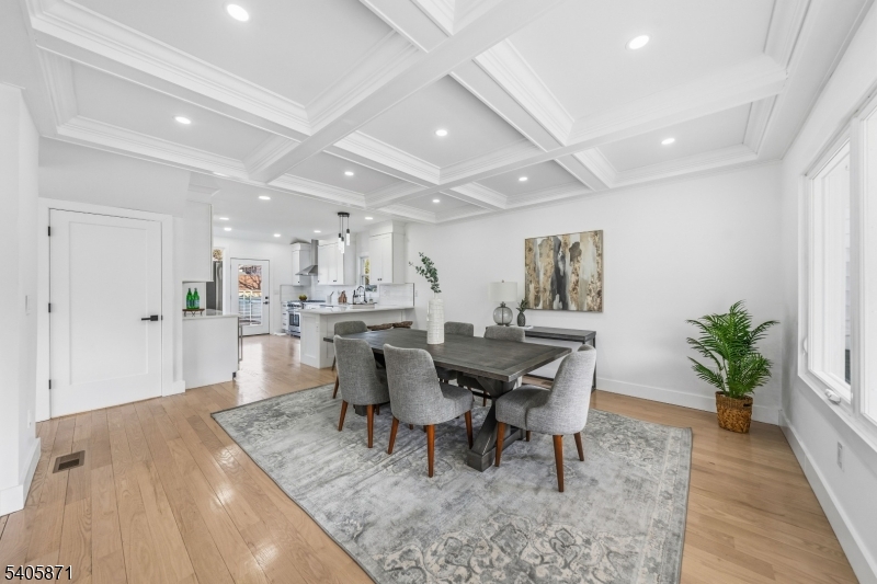 Elmora - Residential