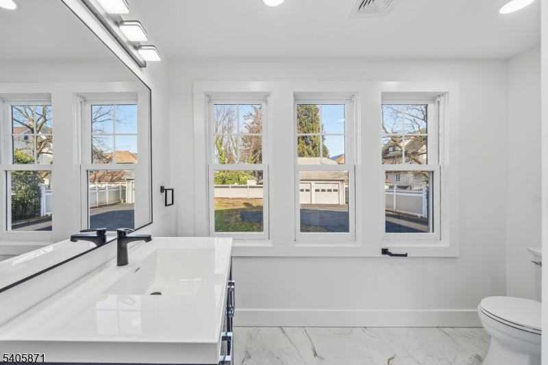 Elmora - Residential