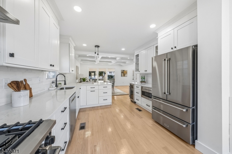 Elmora - Residential