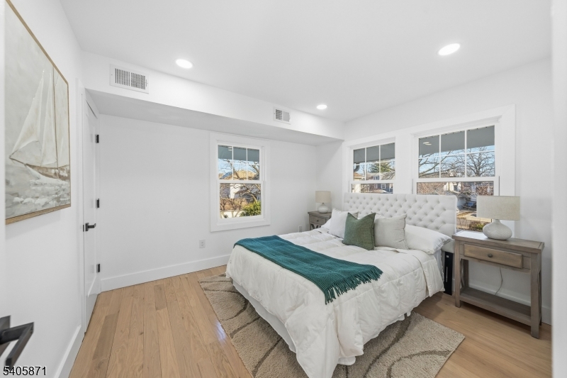 Elmora - Residential