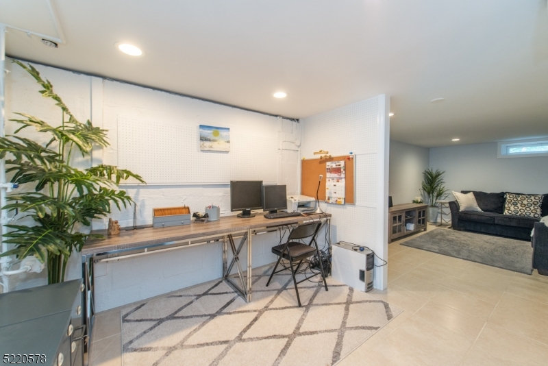 Indian Lake - Residential Lease