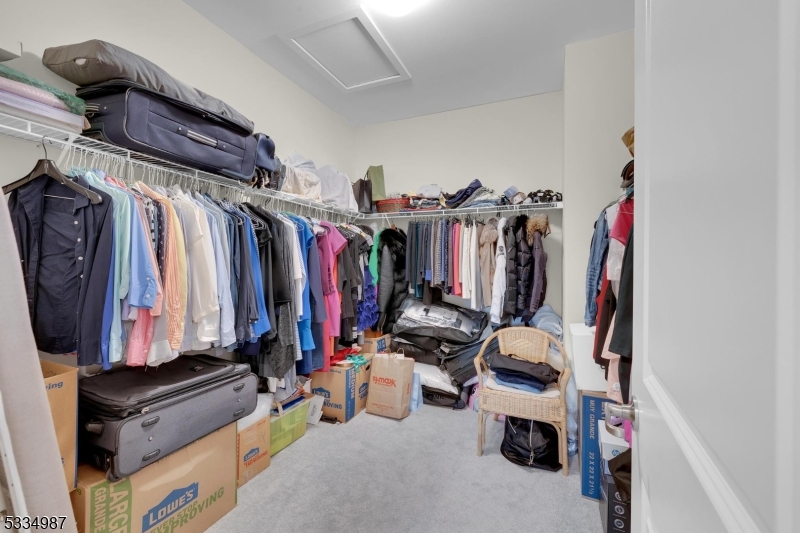 The Collection / Morristown - Residential Lease