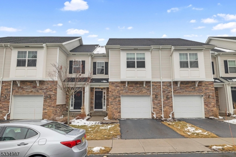 The Collection / Morristown - Residential Lease