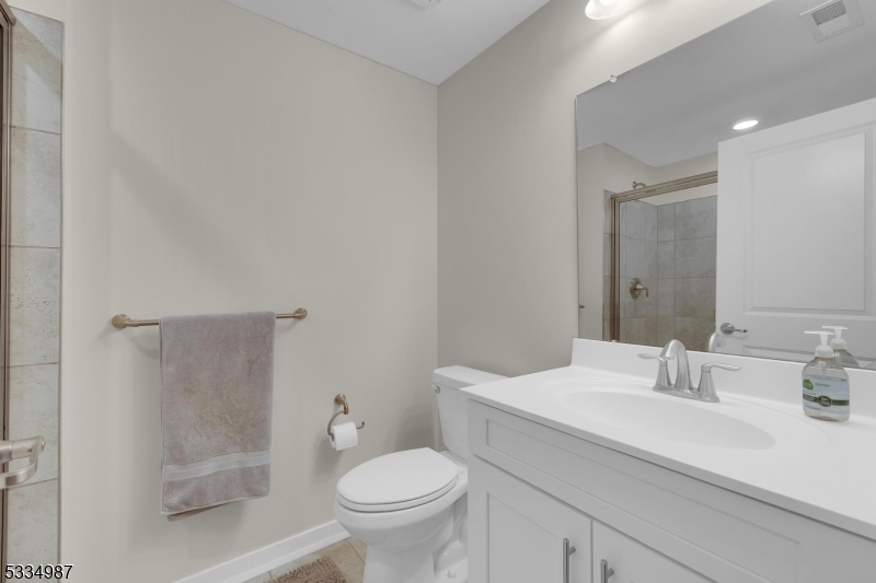 The Collection / Morristown - Residential Lease