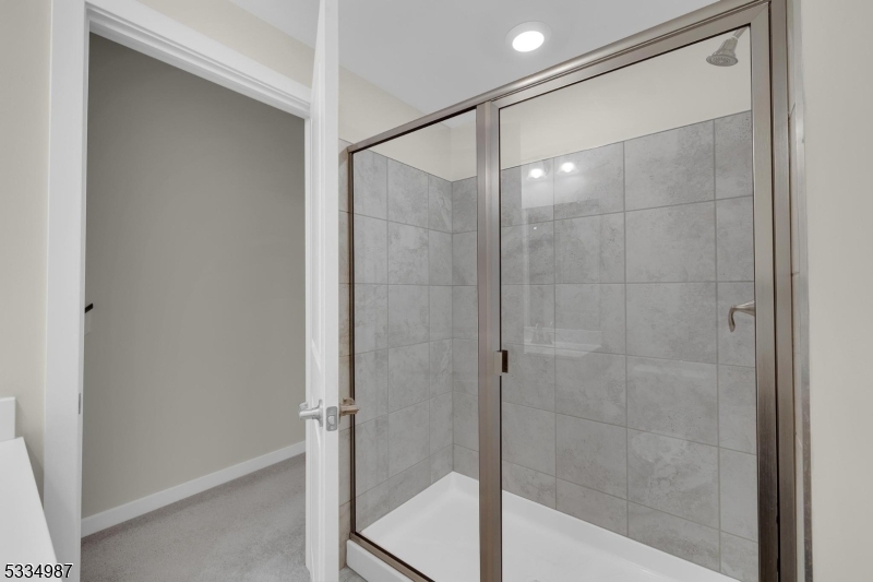 The Collection / Morristown - Residential Lease