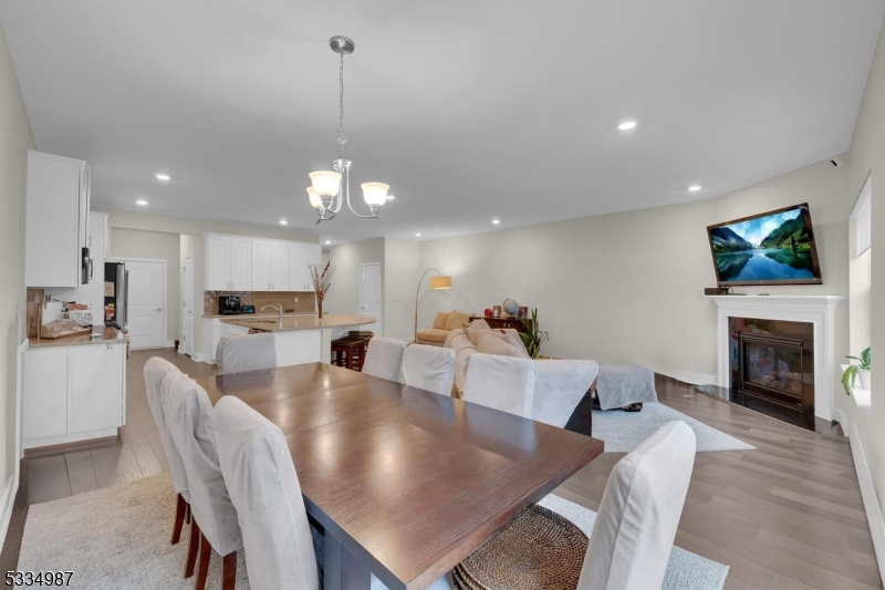 The Collection / Morristown - Residential Lease