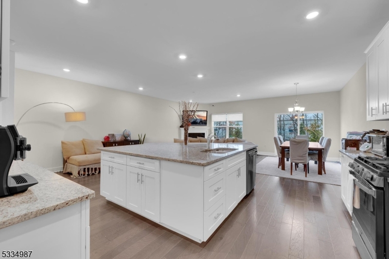 The Collection / Morristown - Residential Lease