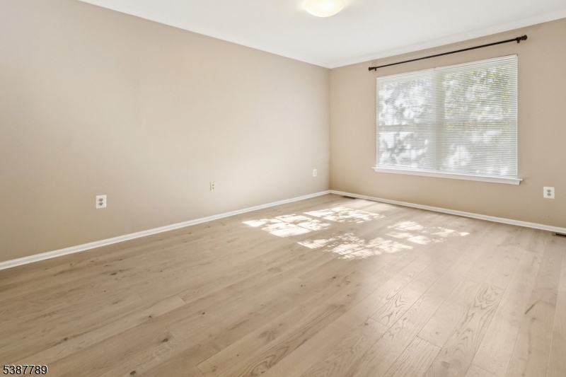 MONTGOMERY WOODS - Residential Lease