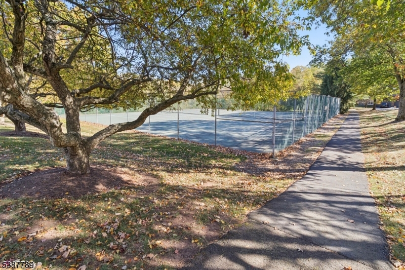 MONTGOMERY WOODS - Residential Lease