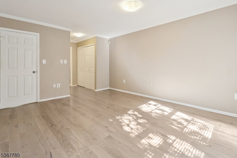 MONTGOMERY WOODS - Residential Lease