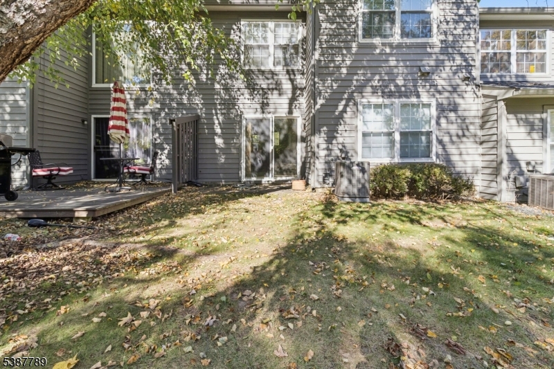 MONTGOMERY WOODS - Residential Lease