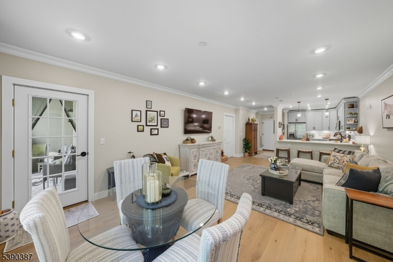 Fox Crest - Residential