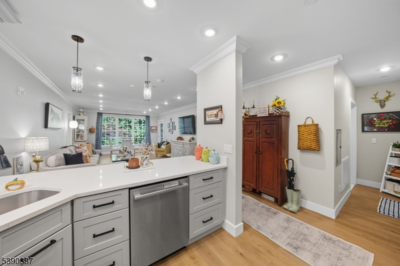 Fox Crest - Residential