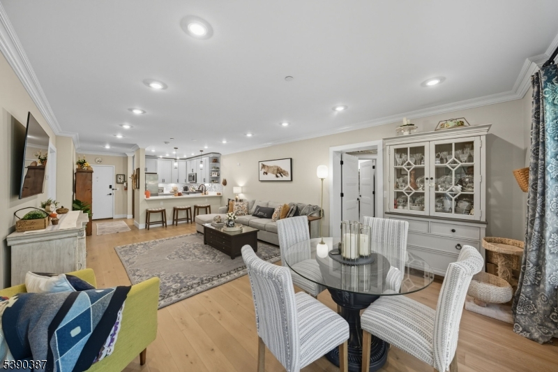 Fox Crest - Residential