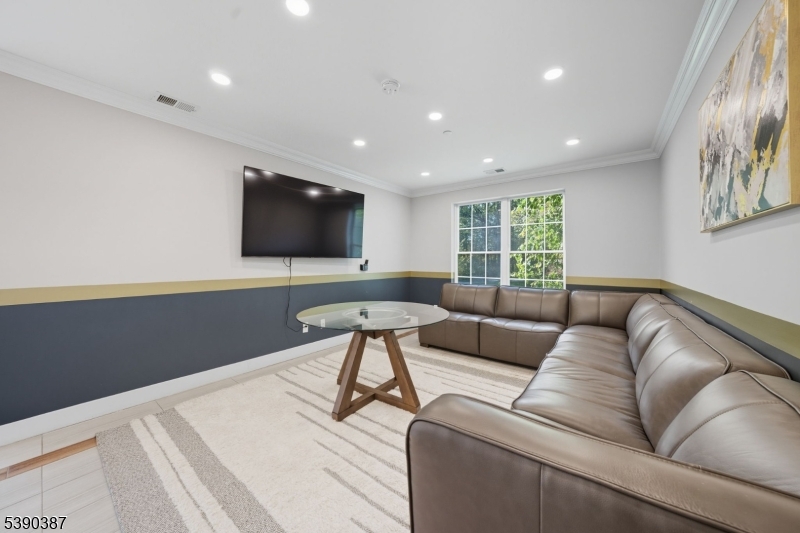 Fox Crest - Residential