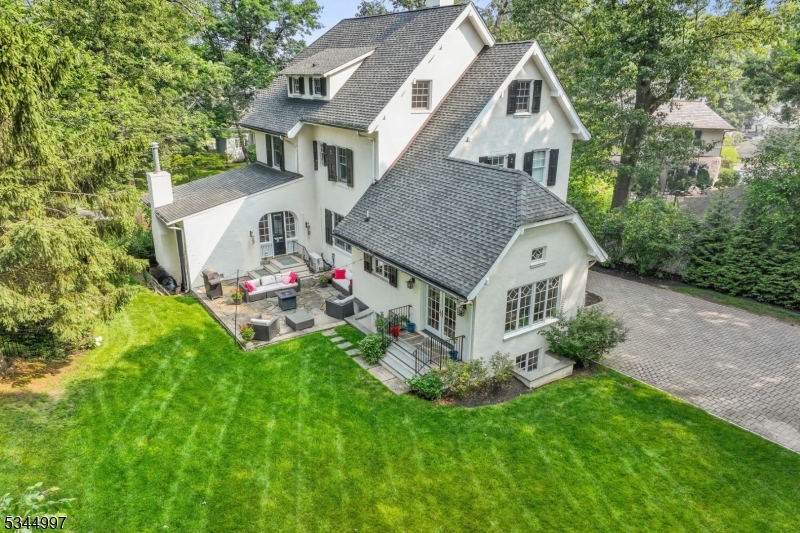 Memorial Field - Residential