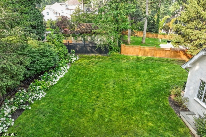 Memorial Field - Residential