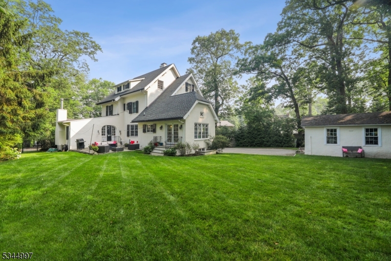 Memorial Field - Residential