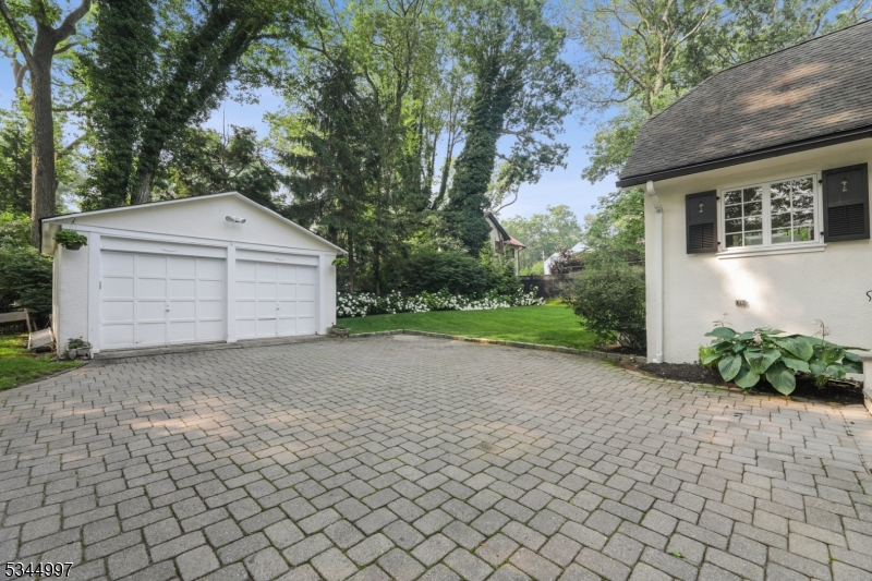 Memorial Field - Residential