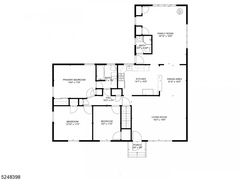 Main image without alt text