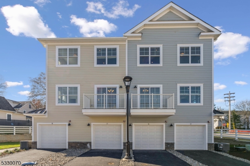 Hanover Mills - Residential Lease