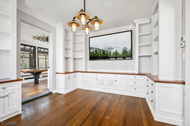 Burnham Park - Residential