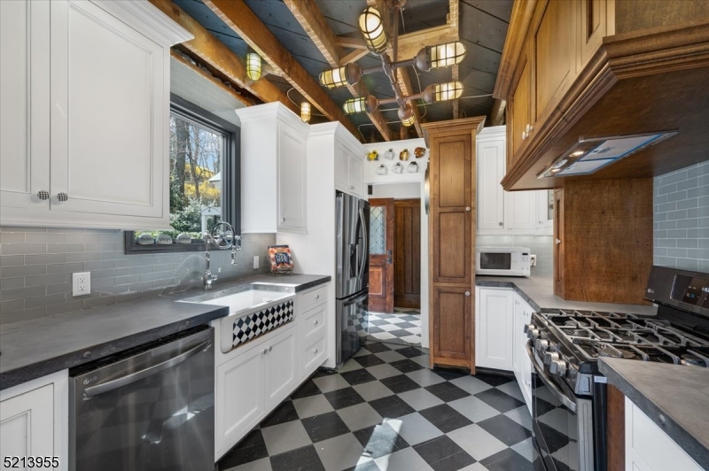 Burnham Park - Residential