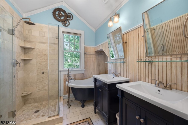 Burnham Park - Residential