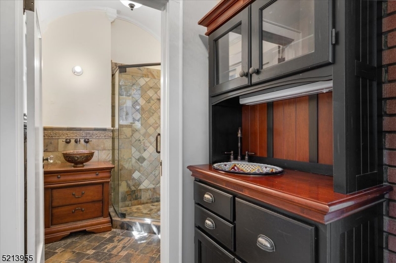 Burnham Park - Residential