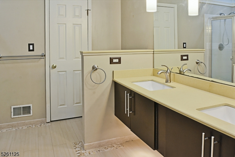 Hunting Hill - Residential