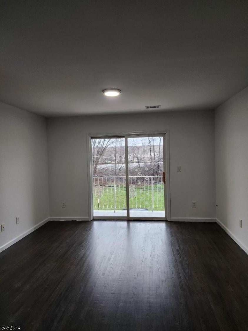 222 Lt G Zamorski Dr - Photo 3