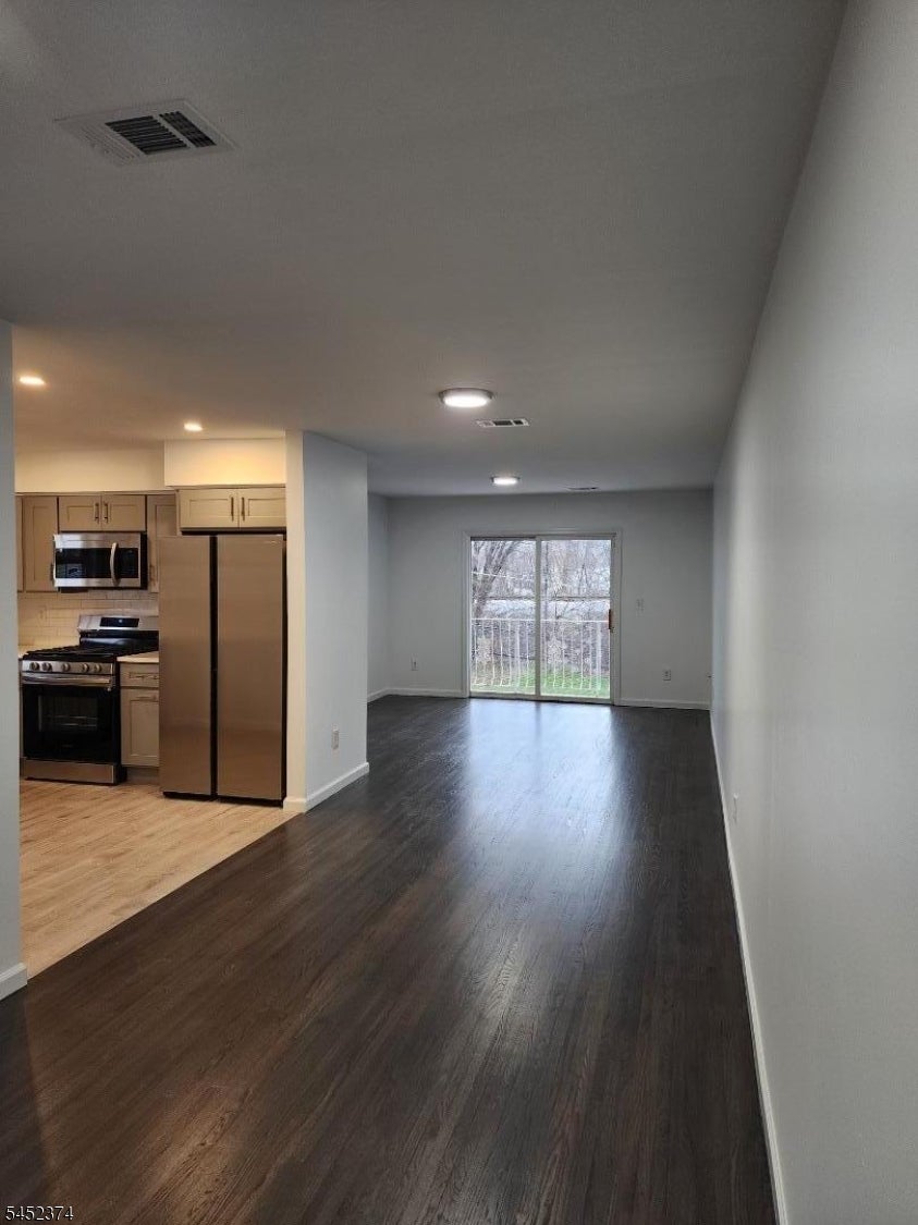 222 Lt G Zamorski Dr - Photo 4