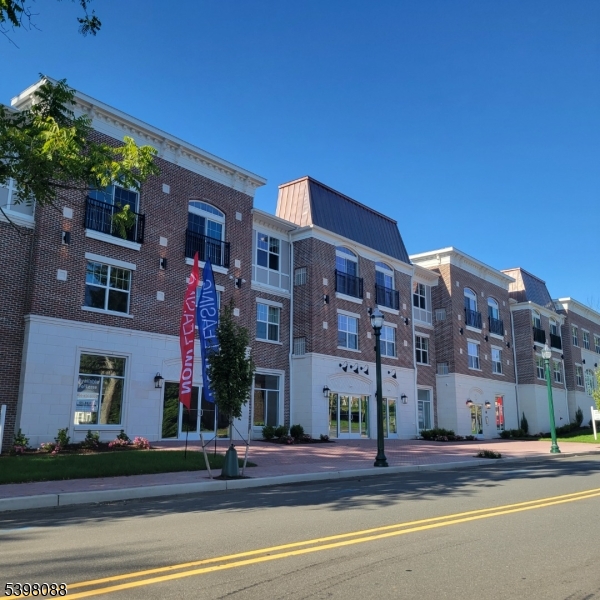 Berkeley Crossing - Residential Lease