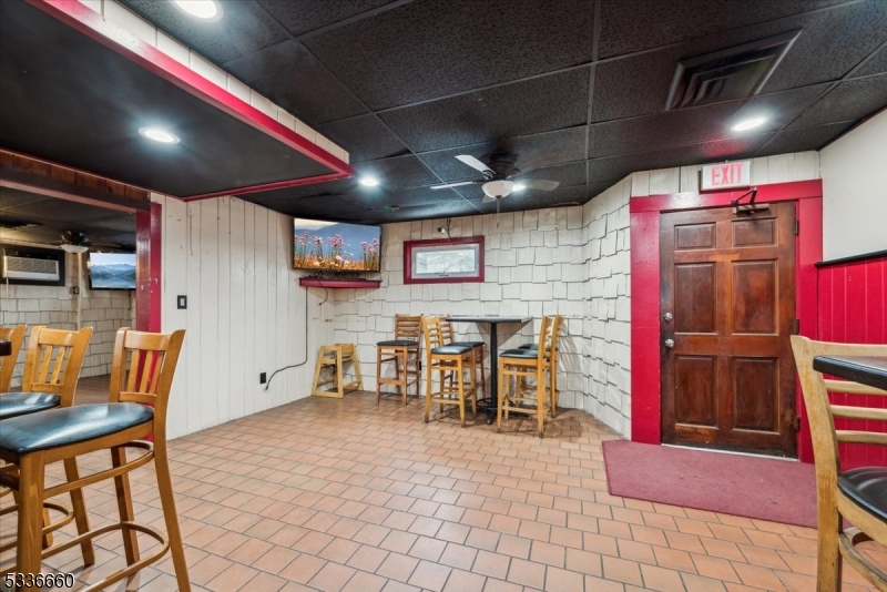 Raritan Boro, New Jersey 08869, United States, ,Commercial,Active,77309