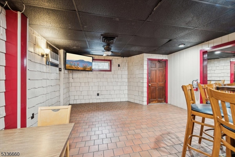 Raritan Boro, New Jersey 08869, United States, ,Commercial,Active,77309