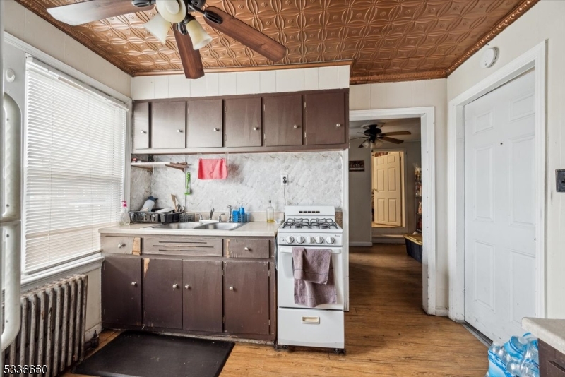 Raritan Boro, New Jersey 08869, United States, ,Commercial,Active,77309