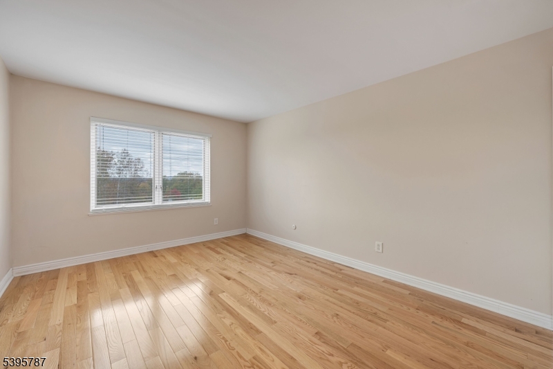 Lindsley Heights - Residential