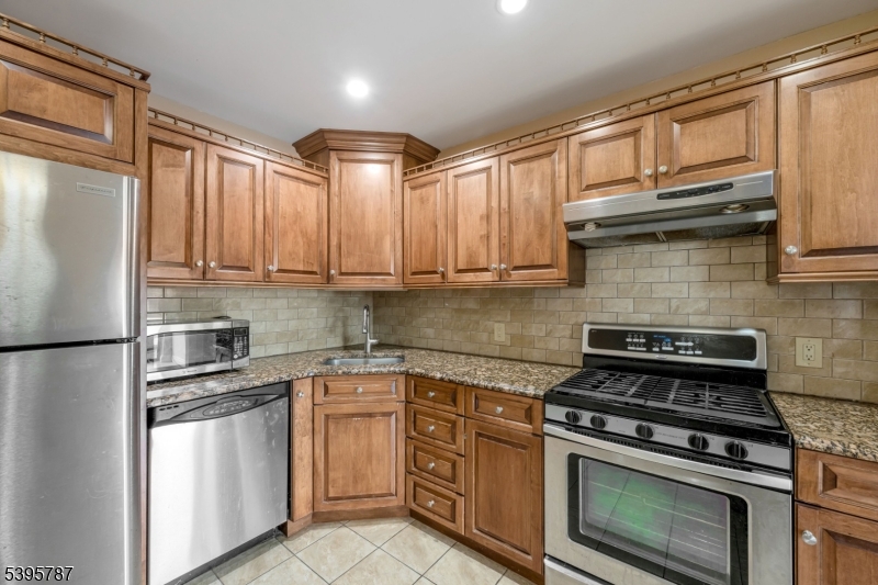 Lindsley Heights - Residential