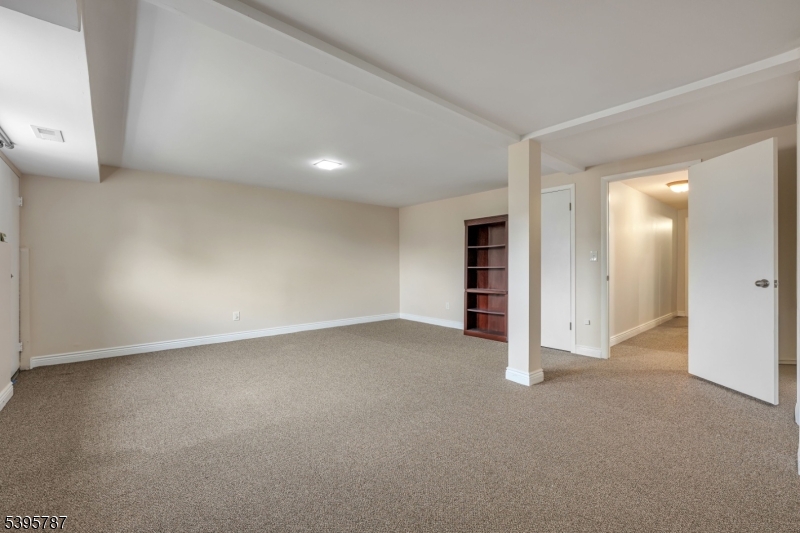 Lindsley Heights - Residential