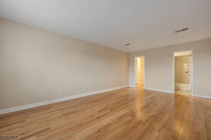 Lindsley Heights - Residential