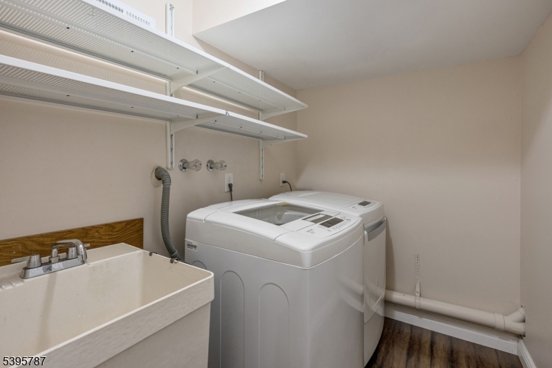 Lindsley Heights - Residential