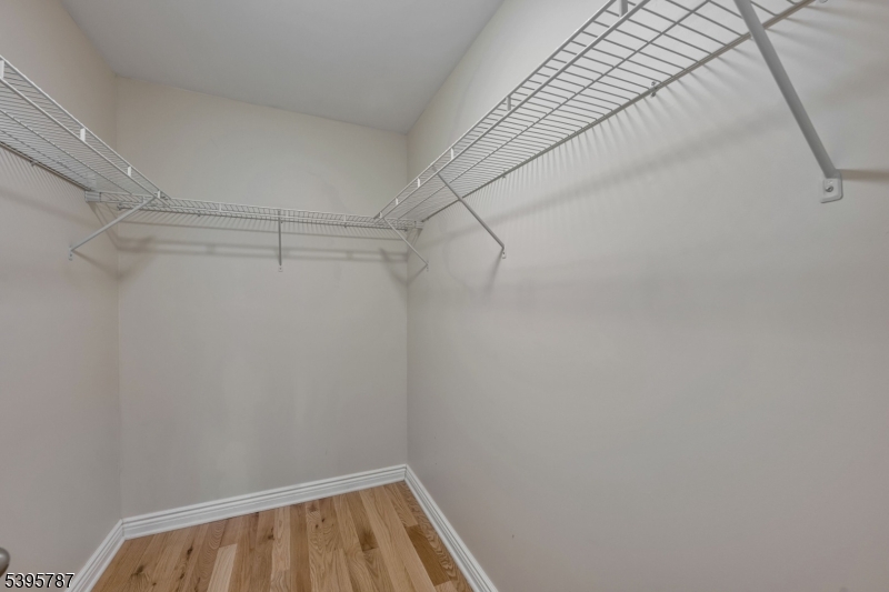 Lindsley Heights - Residential