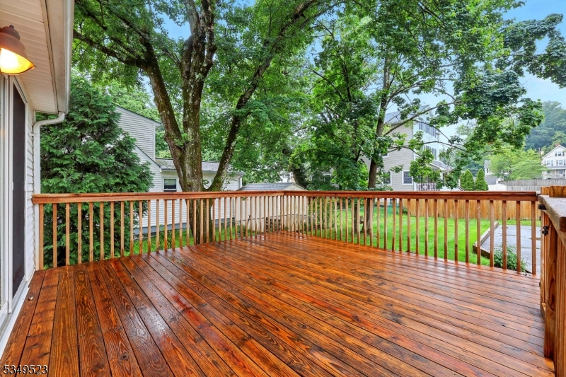 James St/Close to Downtown - Residential