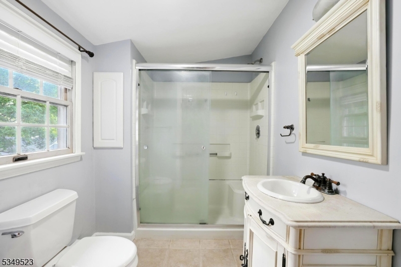 James St/Close to Downtown - Residential